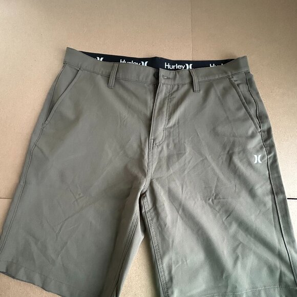 three casual surf shorts one pair surf sweatpants